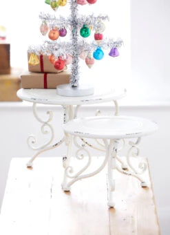 Raz Set Of 2 White Distressed Metal Risers Stands 4228915