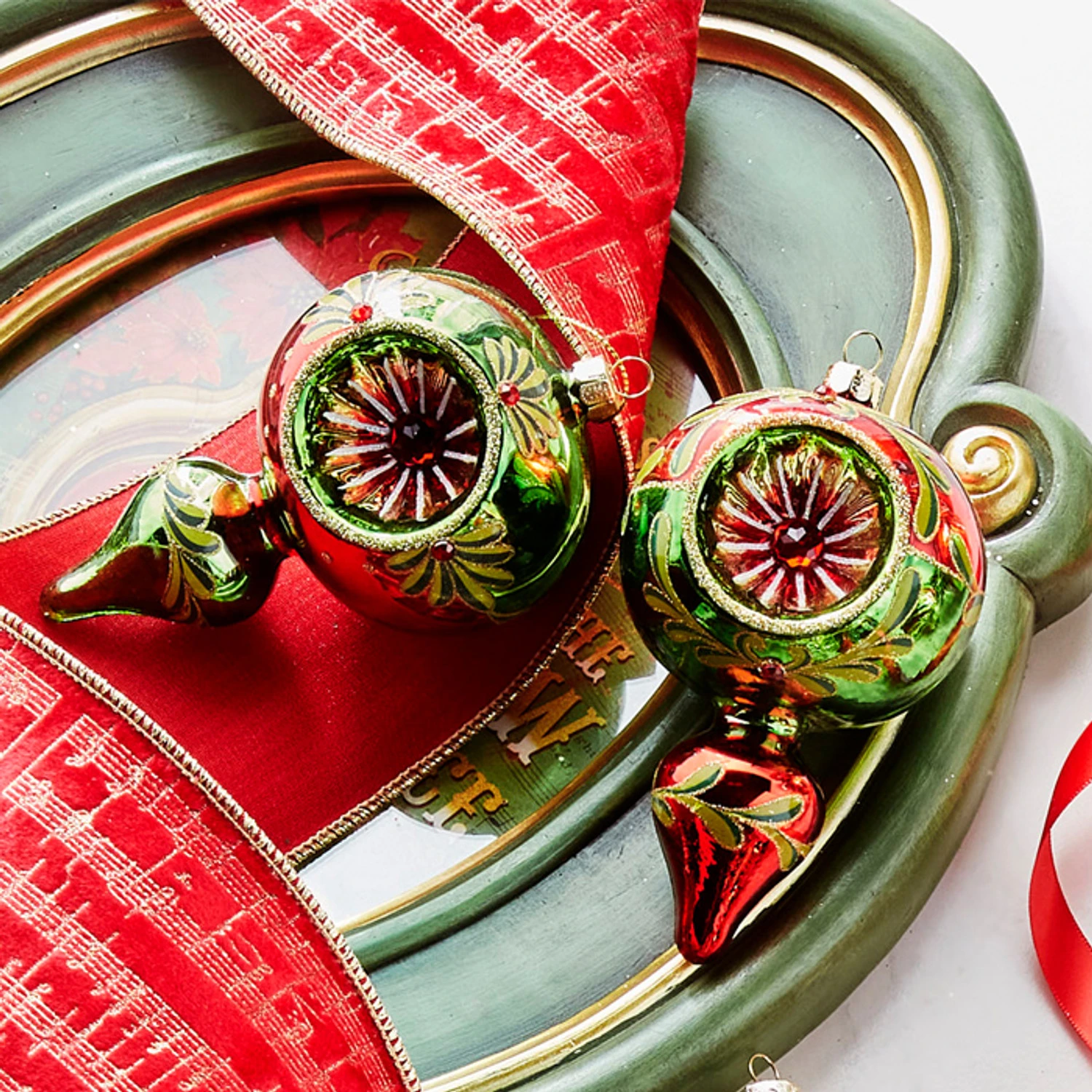 Raz 5" Green And Red Finial Reflector Glass Christmas Ornament 4320017 3 Raz 5" Green And Red Finial Reflector Glass Christmas Ornament 4320017