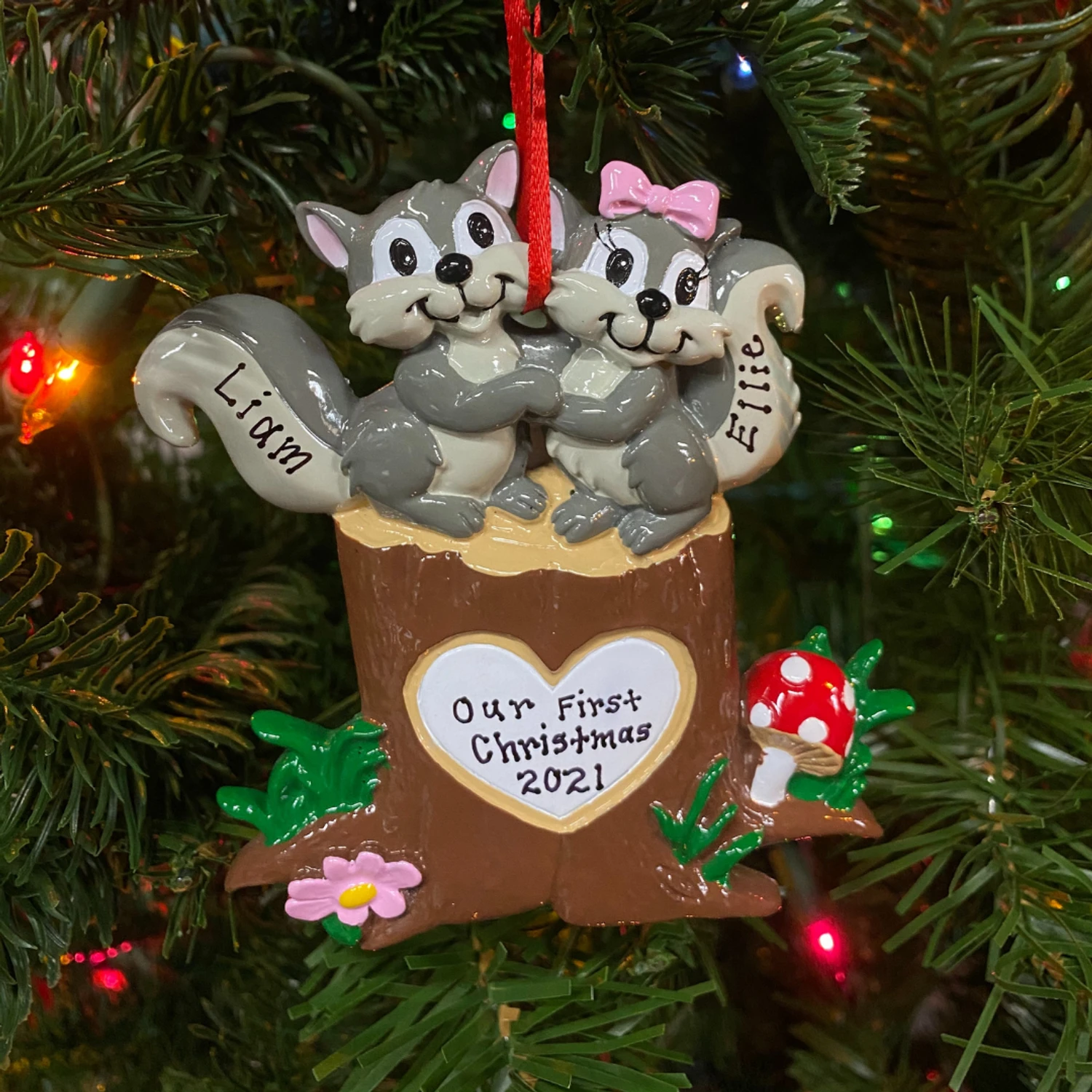 Squirrel Couple On Tree Trunk With Heart Personalized Christmas Ornament OR1890-SQ 4 Squirrel Couple On Tree Trunk With Heart Personalized Christmas Ornament OR1890-SQ - Image 2