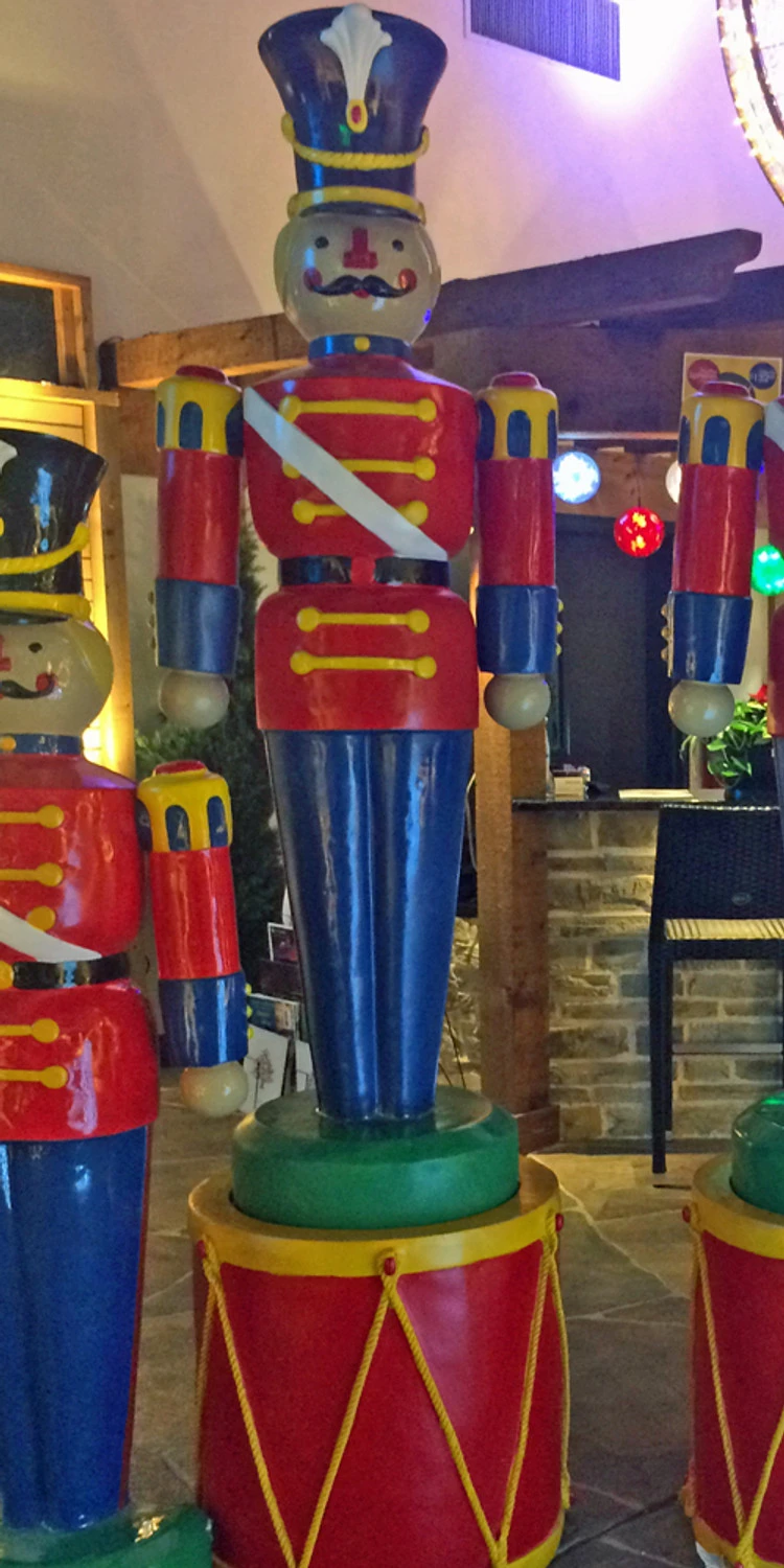 Barcana Commercial Full Body Outdoor Large Toy Soldier WithDrum Stand 55-24015-118 4 Barcana Commercial Full Body Outdoor Large Toy Soldier WithDrum Stand 55-24015-118 - Image 2